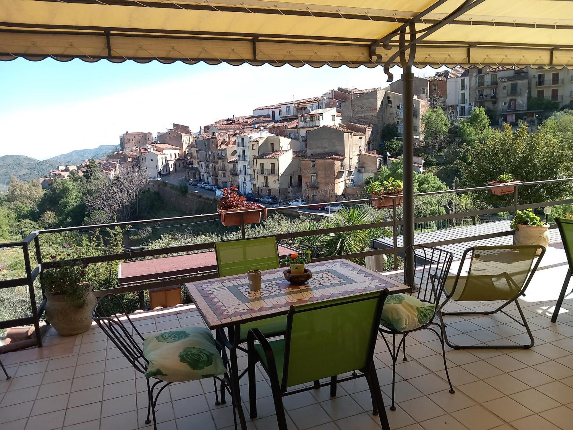 B&B Villa Letizia Castelbuono  Dış mekan fotoğraf