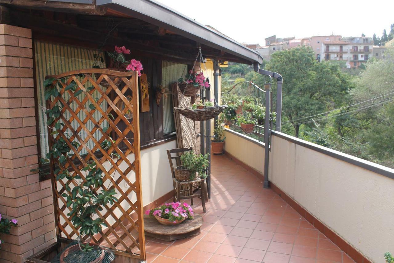 B&B Villa Letizia Castelbuono  Dış mekan fotoğraf